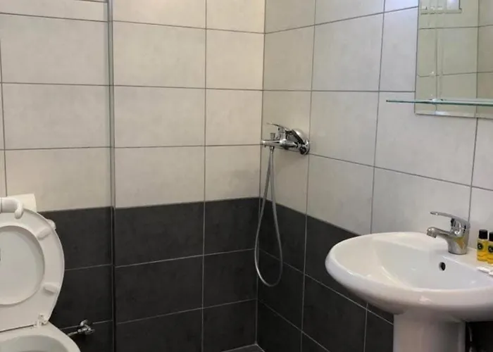 Vila Deal 民宿 Sarandë